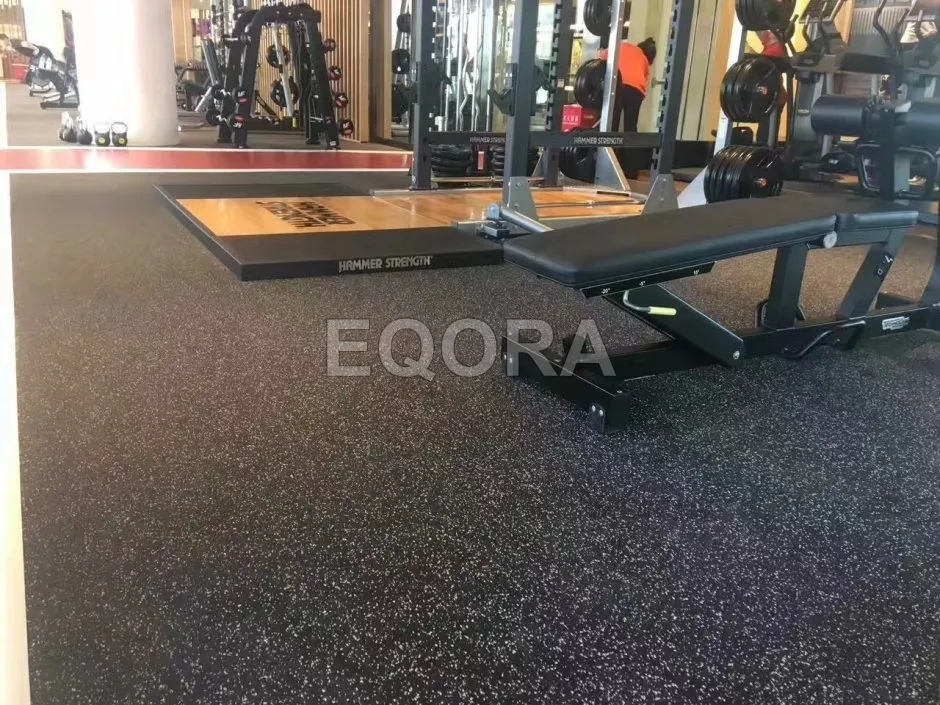 Резиновые рулонные покрытия для спортивных залов из крошки в Советском